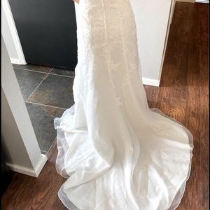 Wedding dress size 8